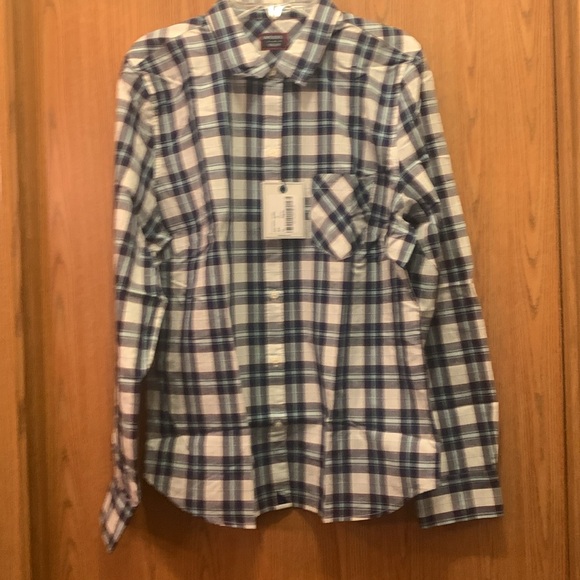 UNTUCKit Women’s Sorbo plaid shirt - Picture 2 of 9